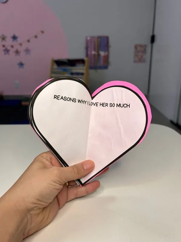 ALL ABOUT MY MOM - HEART-BOOK - Image 9